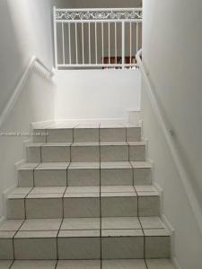 Miami, Florida 33186, USA