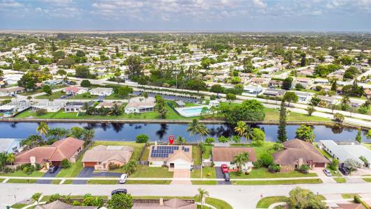 7921 NW 90th Ave, Tamarac, Florida 33321, USA