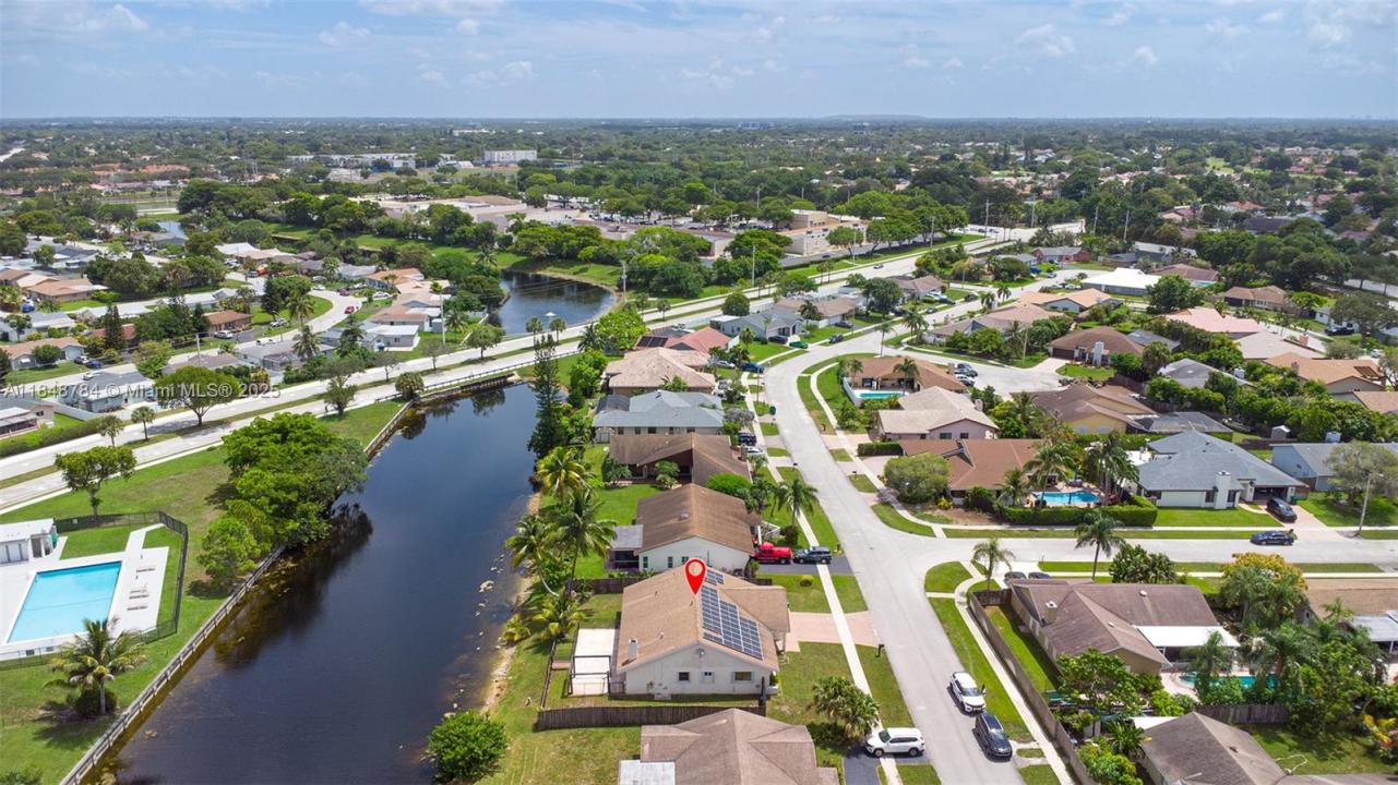 7921 NW 90th Ave, Tamarac, Florida 33321