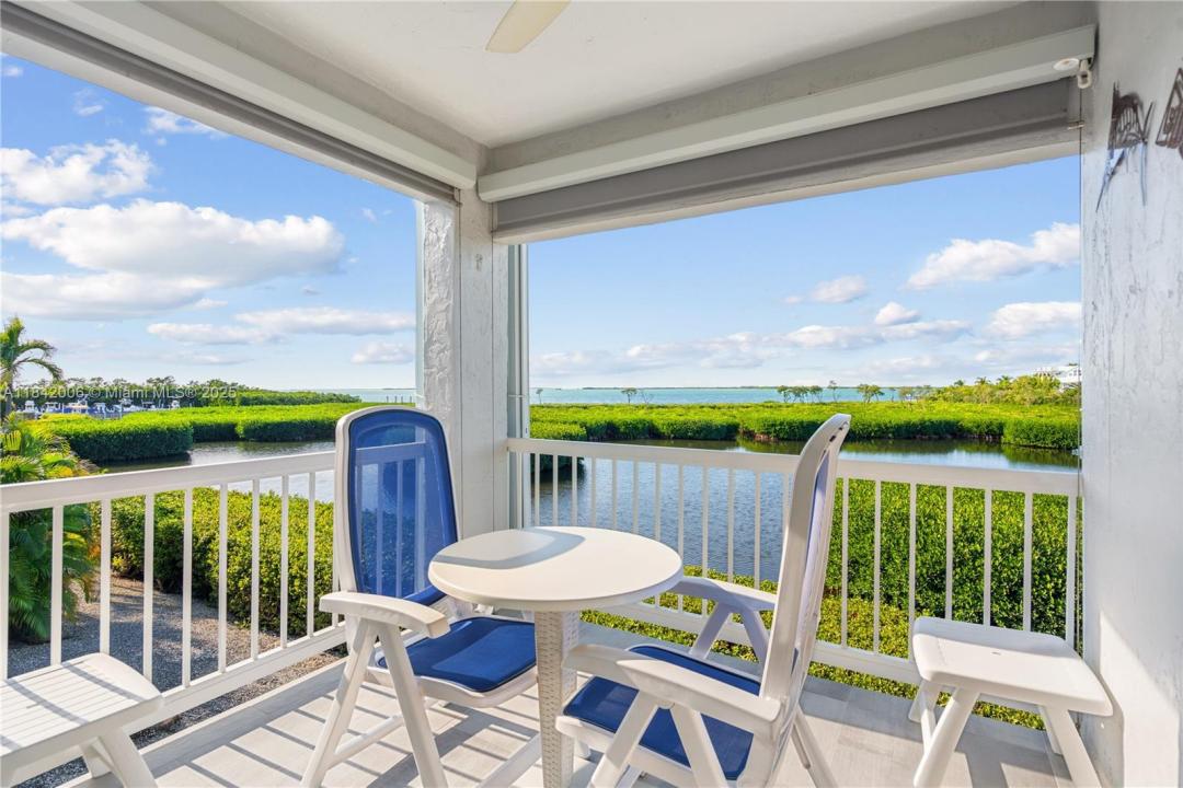 9832 Leeward, Key Largo, Florida 33037, USA