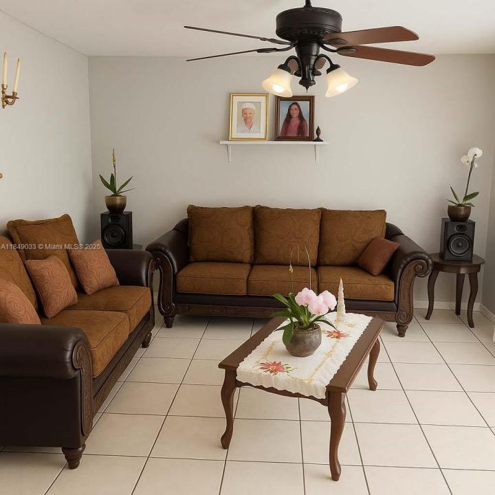 3952 NW 182nd Ln, Miami Gardens, Florida 33055, Amerika Birleşik Devletleri