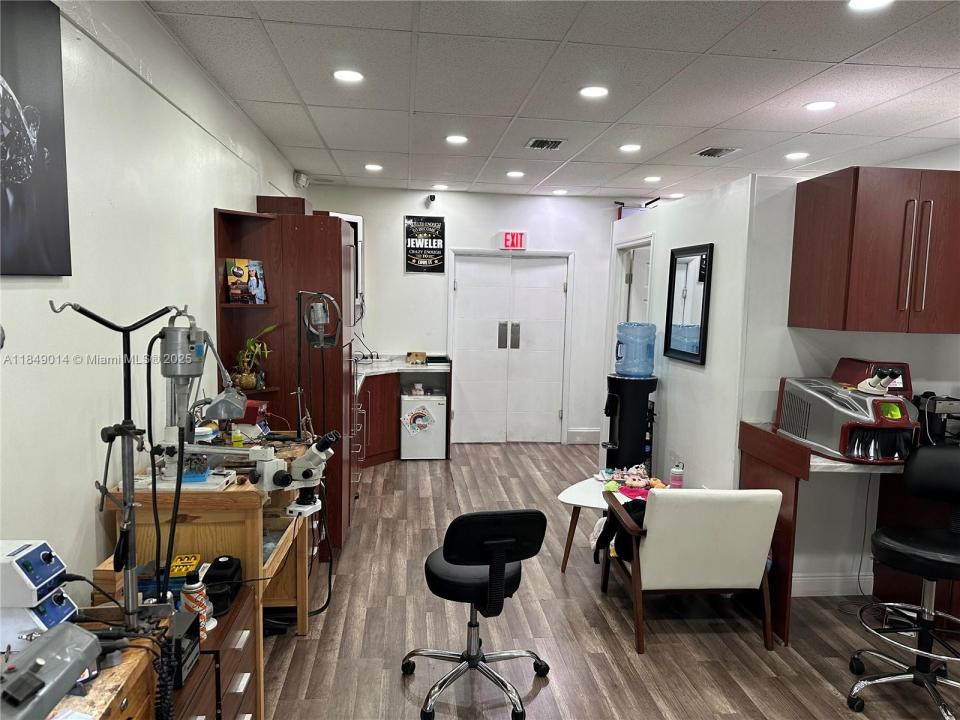 140 Hialeah Dr, Hialeah, 佛罗里达州 33010, 美国