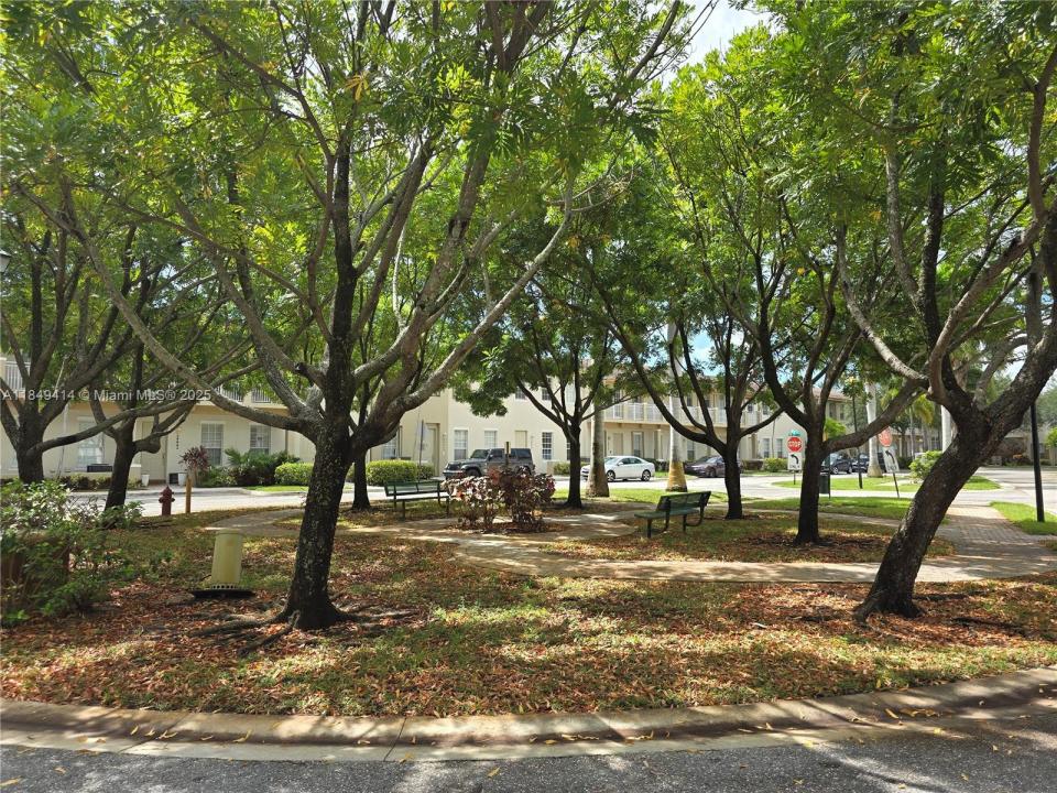 2520 NW 4th St, Boynton Beach, Florida 33426