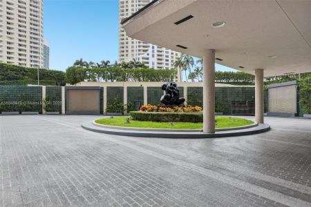 540 Brickell Key Dr 730, Miami, Florida 33131, USA