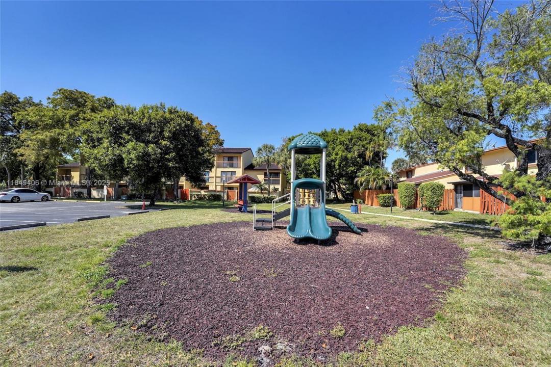 7777 Grande St, Sunrise, Floride 33351, États-Unis