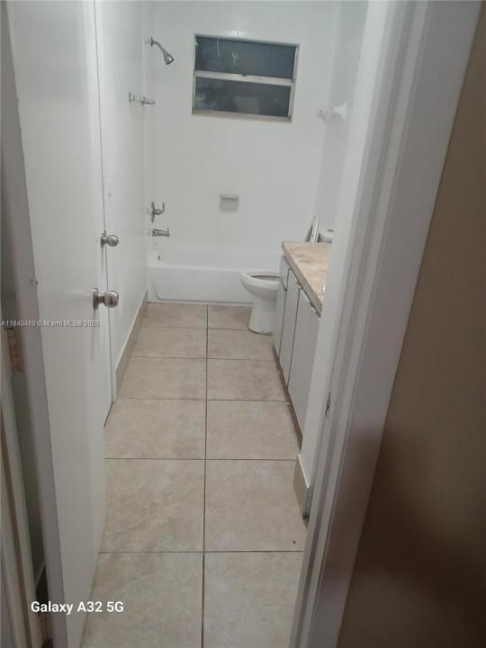 18921 NW 63rd Ct Cir 0, Hialeah, Florida 33015, HOA KỲ