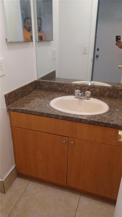 18921 NW 63rd Ct Cir 0, Hialeah, Florida 33015, HOA KỲ