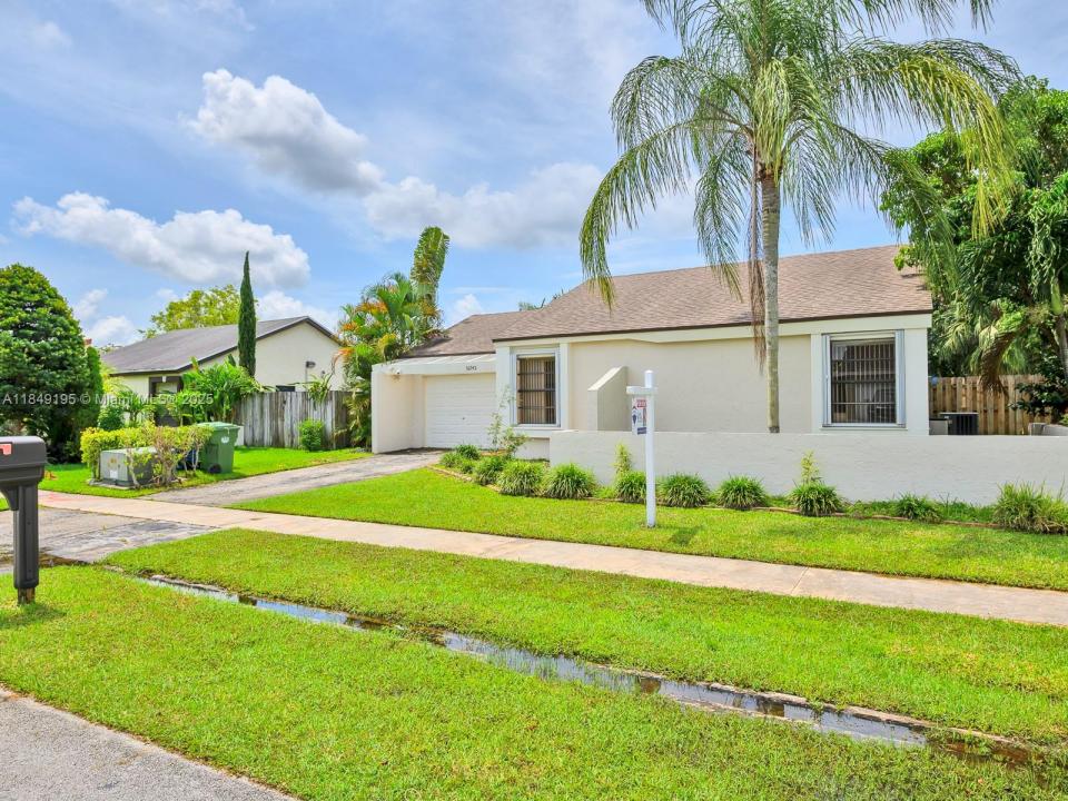 16742 Royal Poinciana Dr, Weston, Floride 33326, États-Unis