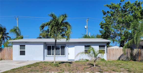 2560 NE 8th Ter, Pompano Beach, Florida 33064, USA