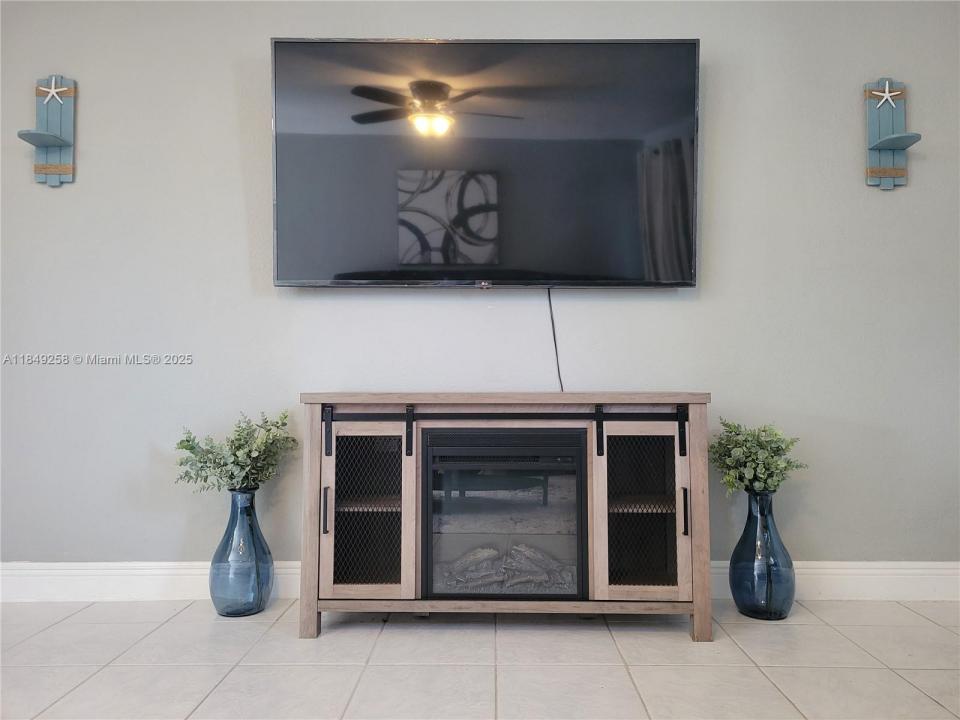 2560 NE 8th Ter, Pompano Beach, Florida 33064, Estados Unidos