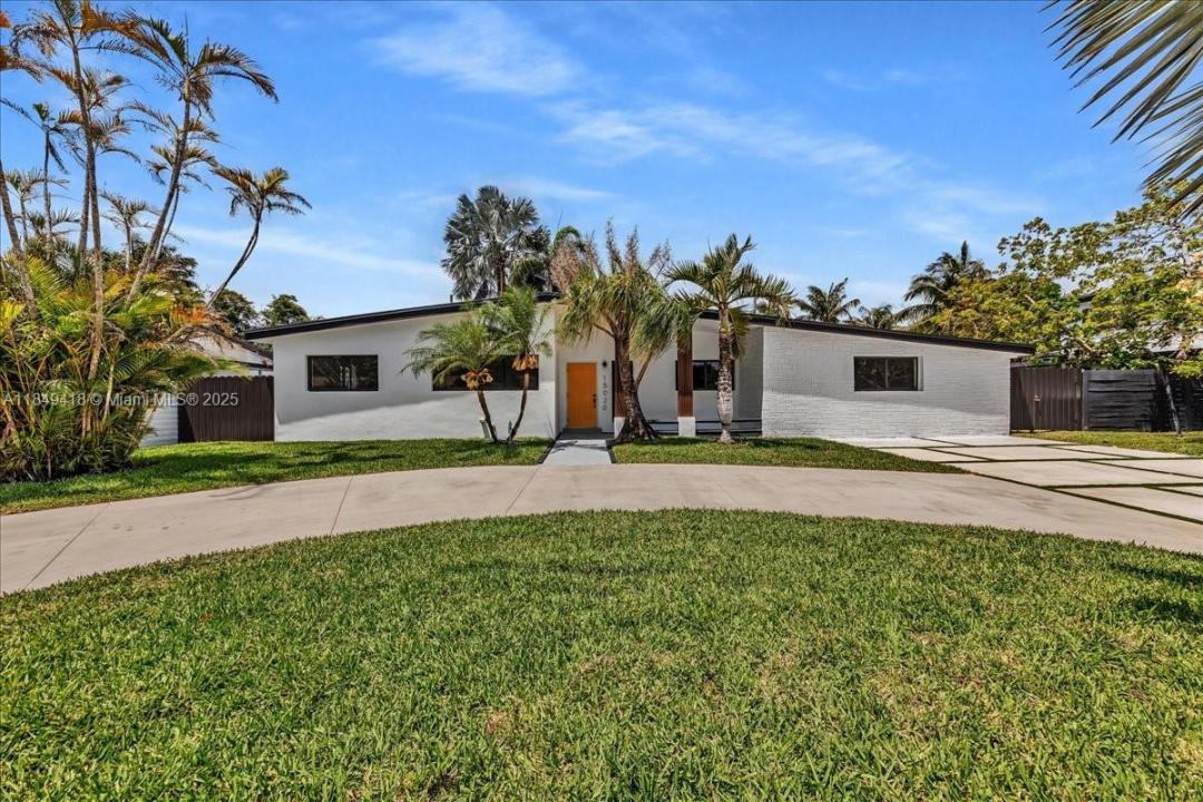 15020 NE 7th Ave, Miami, Florida 33161, Amerika Birleşik Devletleri