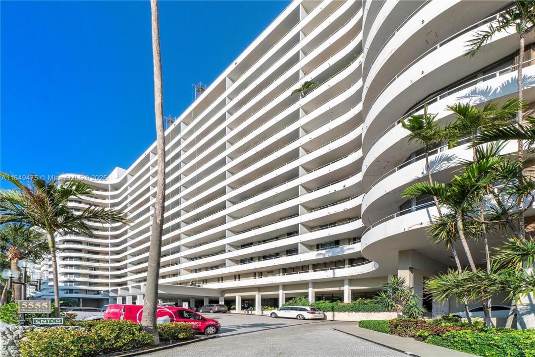 5555 Collins Ave 8U, Miami Beach, Flórida 33140, Estados Unidos