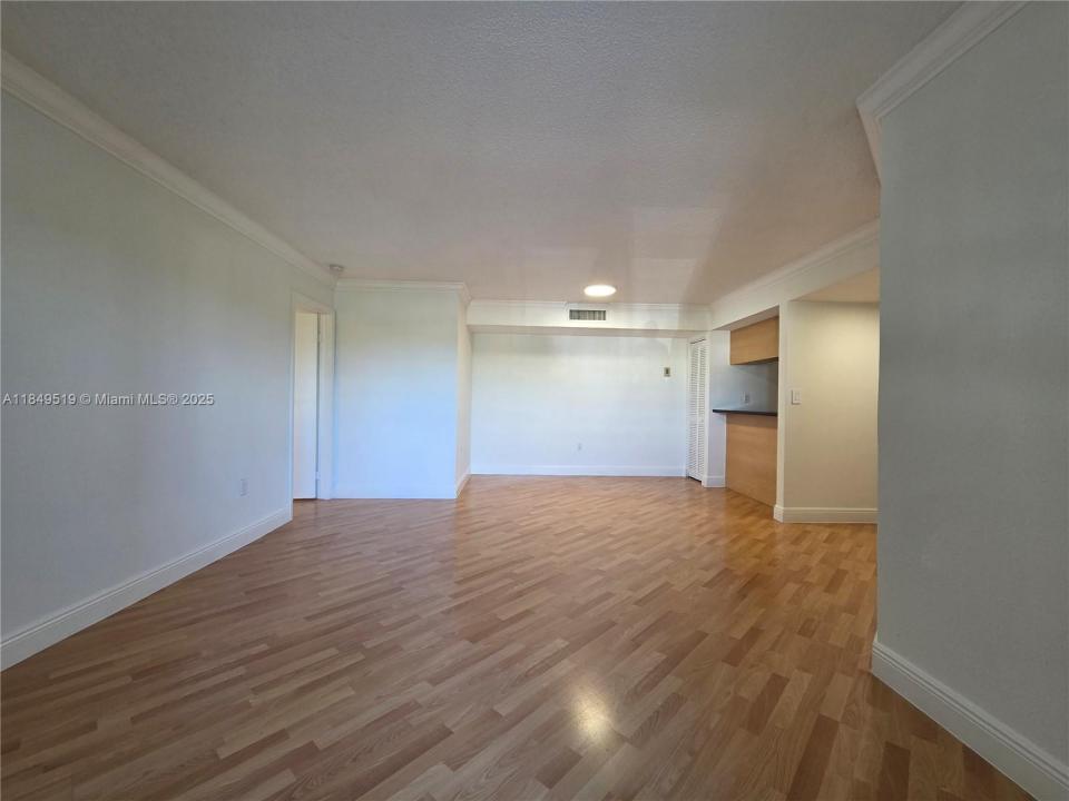 10765 SW 108th Ave 305, Miami, Flórida 33176, Estados Unidos