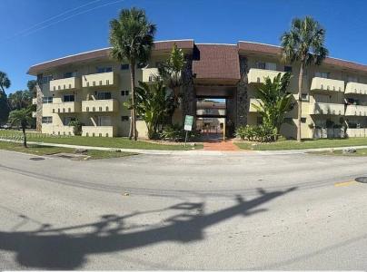 7505 SW 82nd St 205, Miami, Florida 33143, USA