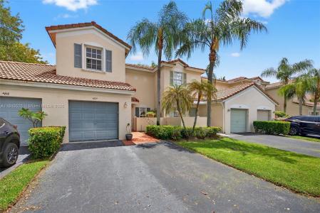 4824 SW 32nd Ter, Dania Beach, Florida 33312, USA