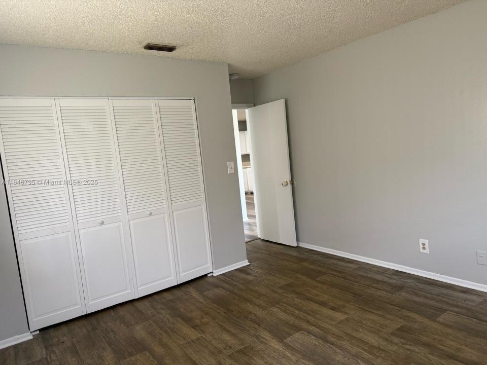 5431 NW 18th Pl 5431, Lauderhill, Florida 33313, Estados Unidos