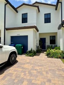 23056 SW 129th Ct, Miami, Florida 33170, USA