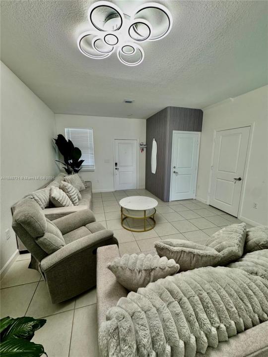 23056 SW 129th Ct, Miami, 佛羅里達州 33170, 美國