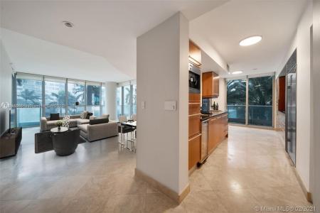 1331 Brickell Bay Dr 208, Miami, Florida 33131, USA