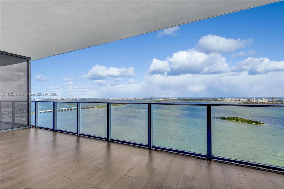 700 NE 24 Street 4005, Miami, 佛羅里達州 33137, 美國