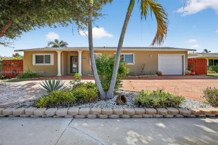 1700 NW 111th Ave, Pembroke Pines, Florida 33026, USA