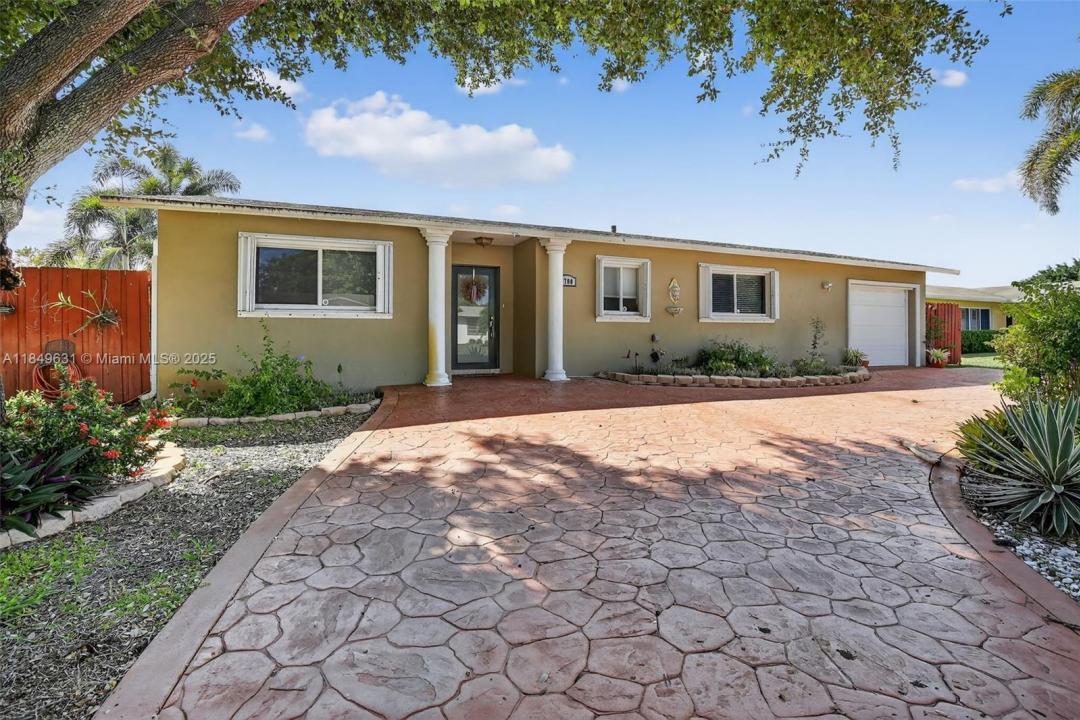 1700 NW 111th Ave, Pembroke Pines, 佛羅里達州 33026, 美國