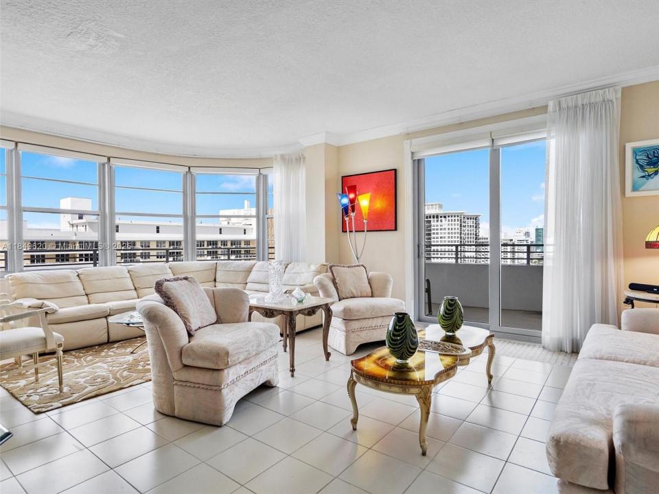 5555 Collins Ave 17S, Miami Beach, フロリダ 33140, アメリカ合衆国