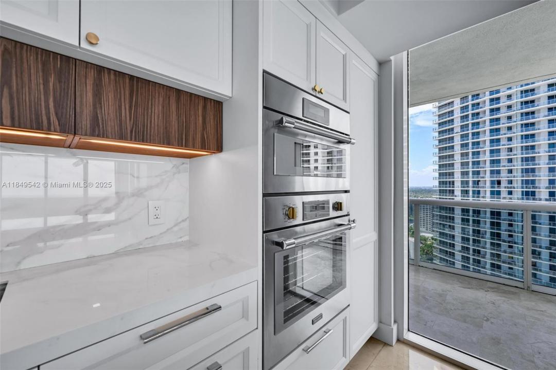 1800 S OCEAN DR 2601, Hallandale Beach, Florida 33009, Amerika Birleşik Devletleri