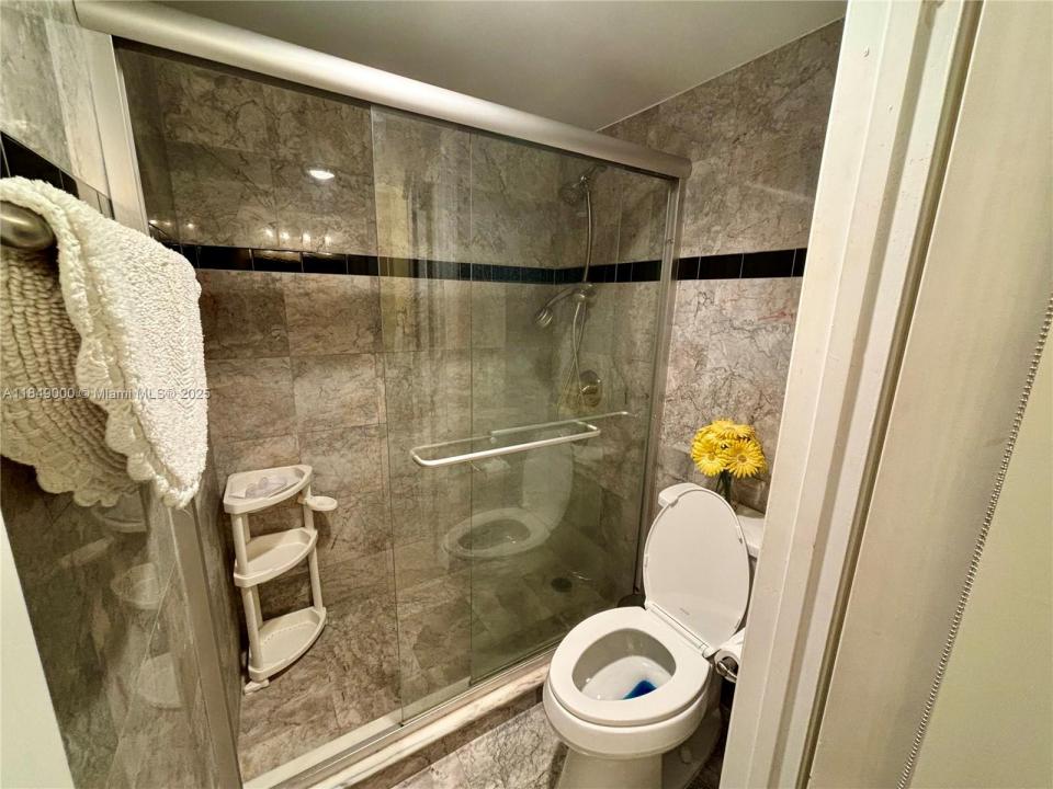 3031 N Ocean Blvd 308, Fort Lauderdale, Florida 33308, Estados Unidos