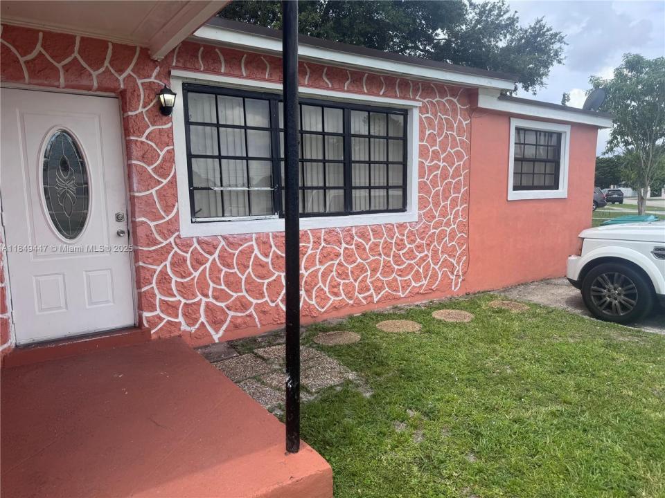 1750 NW 185th St, Miami Gardens, Флорида 33056, Соединенные Штаты
