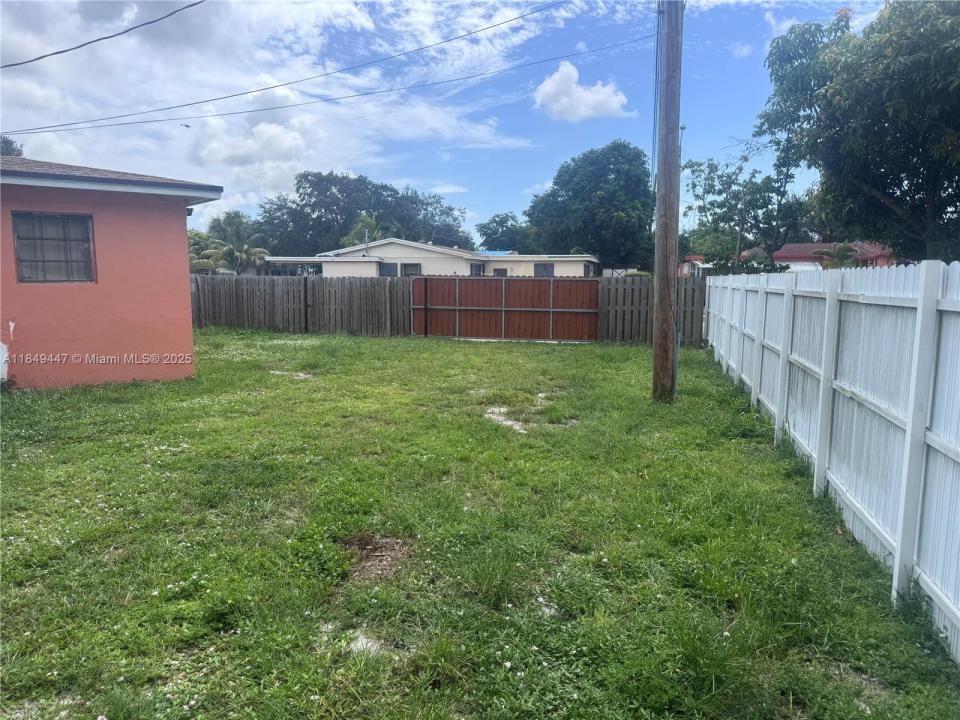 1750 NW 185th St, Miami Gardens, Флорида 33056, Соединенные Штаты
