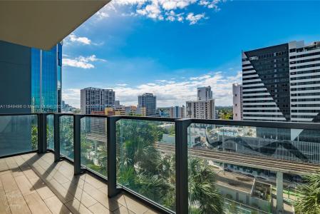 88 SW 7th St 806, Miami, Florida 33130, USA