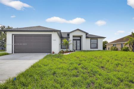 1020 Chapel Ave, Lehigh Acres, Florida 33971, USA