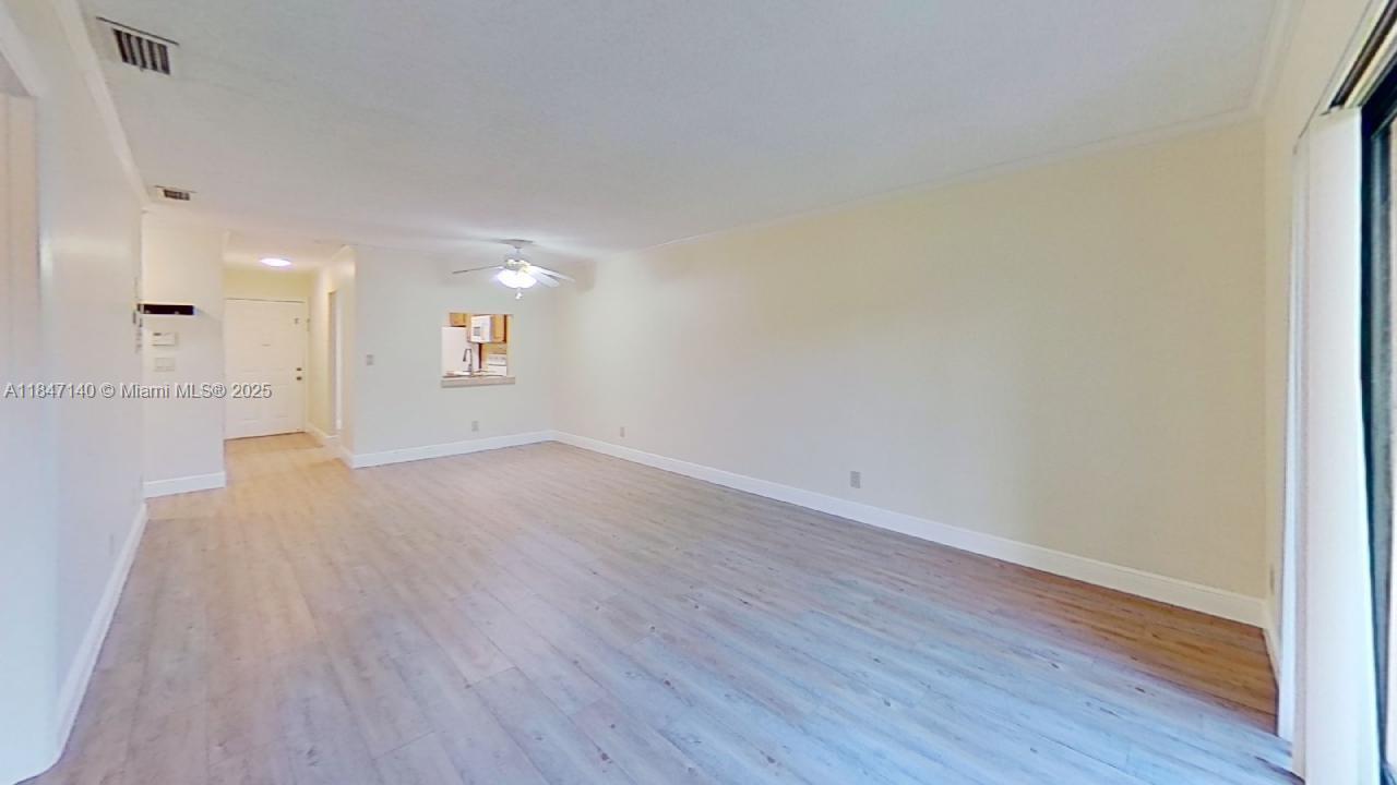 7406 Woodmont Ter 205, Tamarac, Florida 33321, Stati Uniti