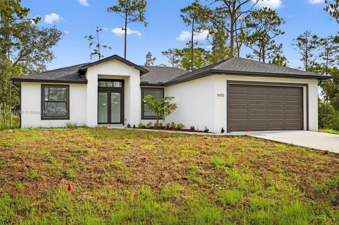 5432 Benton St, Lehigh Acres, فلوريدا 33971, الولايات المتحدة
