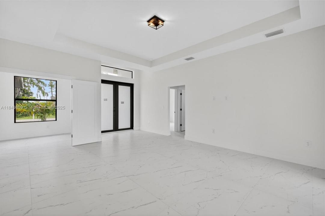 5432 Benton St, Lehigh Acres, فلوريدا 33971, الولايات المتحدة