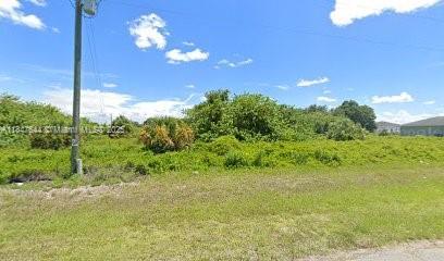 3058 Adcock Dr, La Belle, Florida 33935
