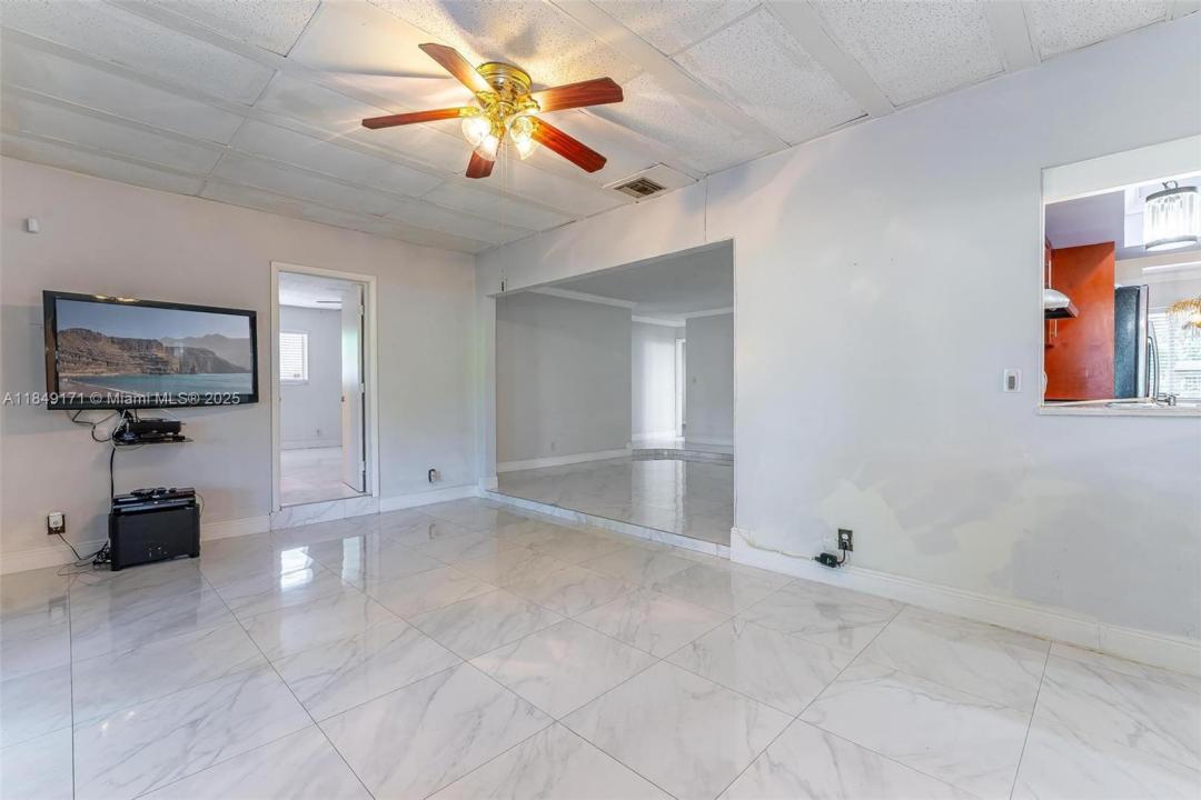 1420 NW 56th Ave, Lauderhill, 佛羅里達州 33313, 美國