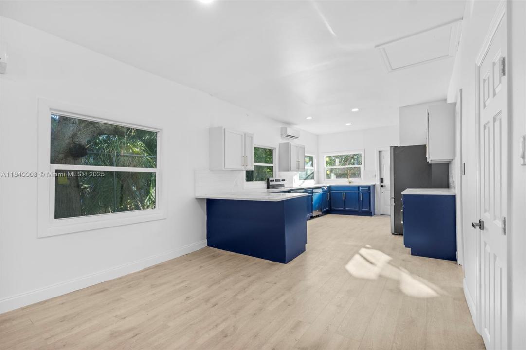 832 N C St, Lake Worth, Florida 33460
