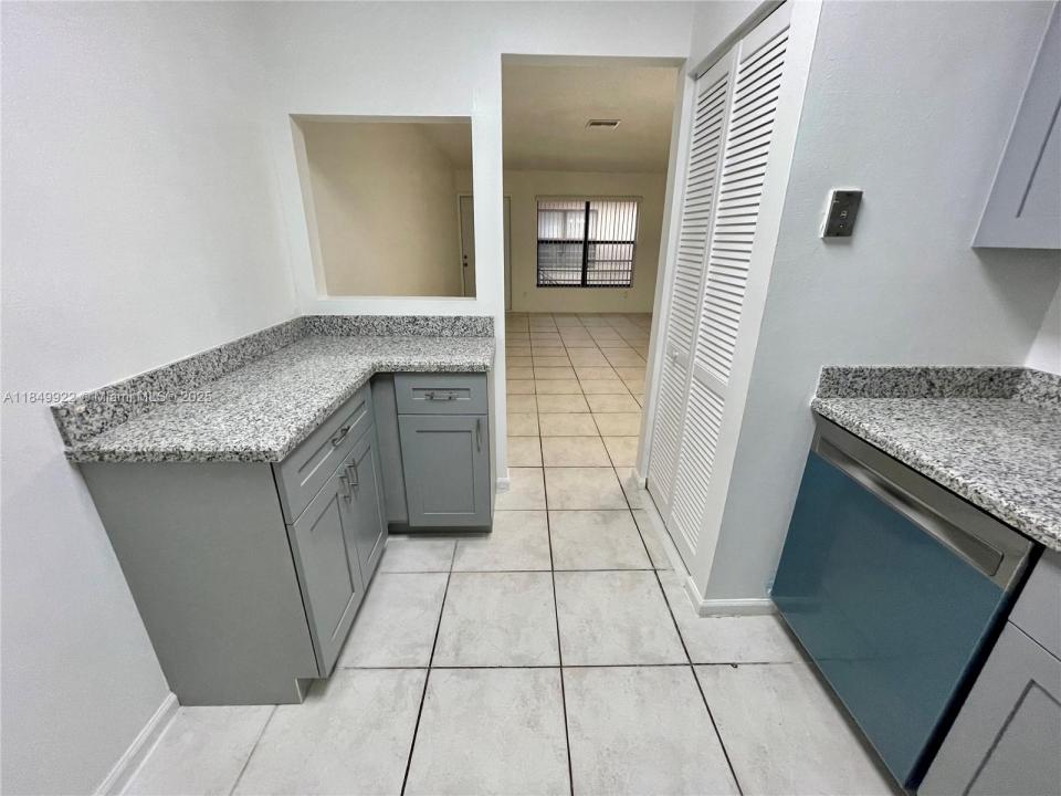 10992 Royal Palm Blvd Bldg 2 6, Coral Springs, 佛羅里達州 33065, 美國