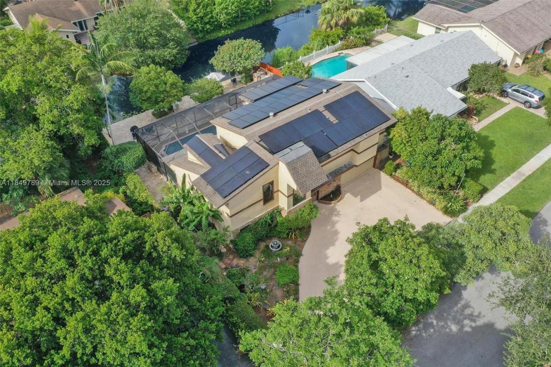 10476 SW 52nd St, Cooper City, Florida 33328