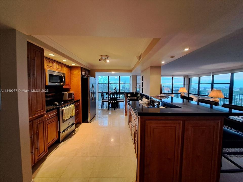 1000 Parkview Dr 1031, Hallandale Beach, 佛罗里达州 33009, 美国