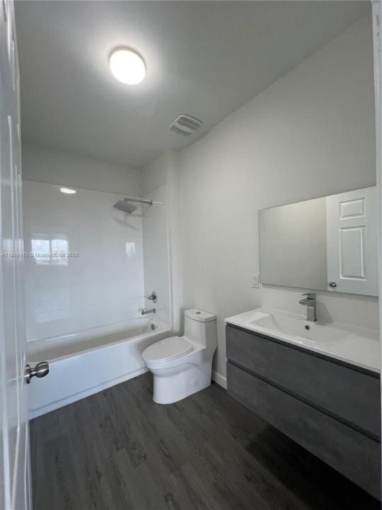 2311 NW 22nd Ave 207, Miami, فلوريدا 33142, الولايات المتحدة