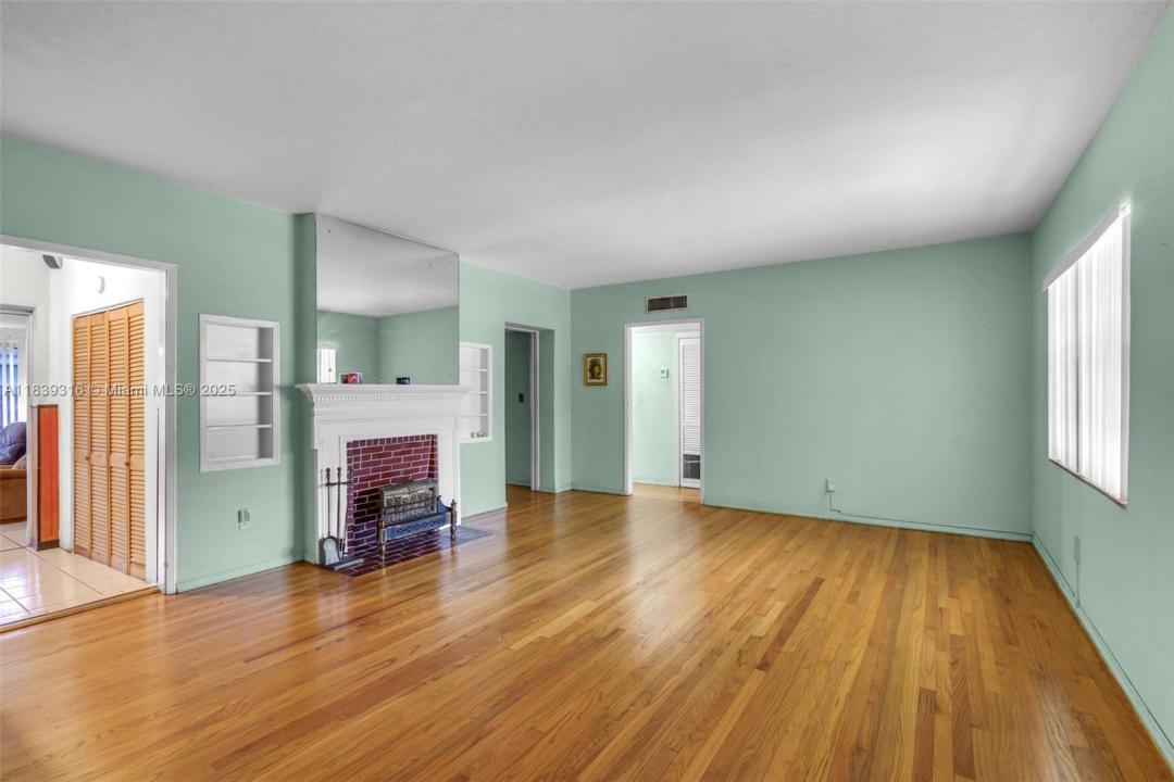 1941 SW 18 St, Miami, Florida 33145