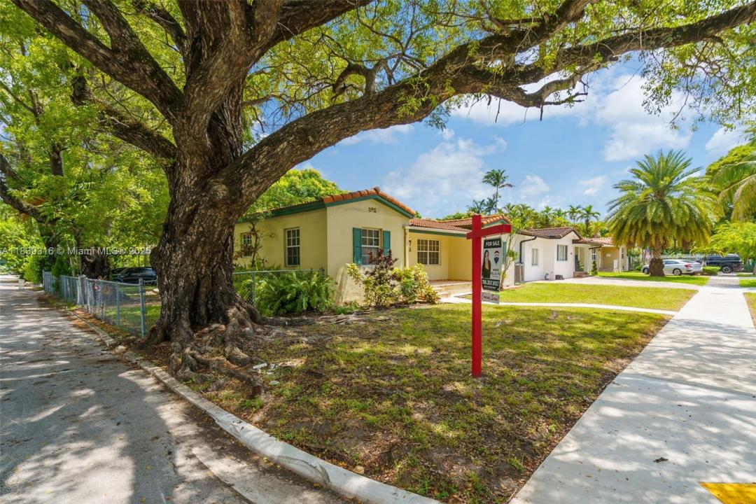 1941 SW 18 St, Miami, Florida 33145