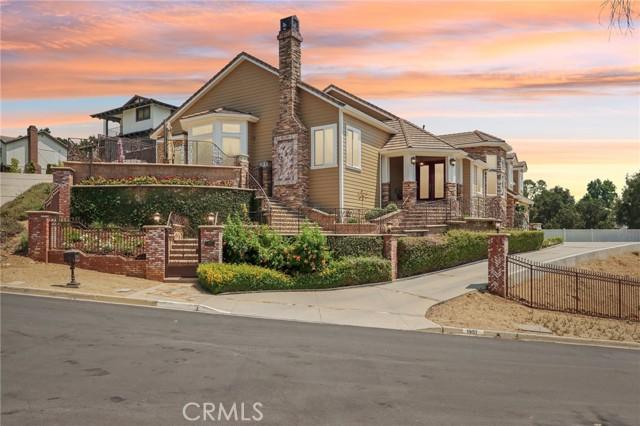 Scarborough Lane, San Dimas, Kalifornia 91773, USA