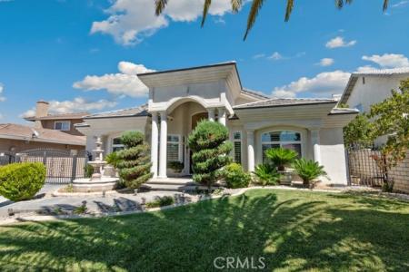 Amberwood Lane, Victorville, California 92395