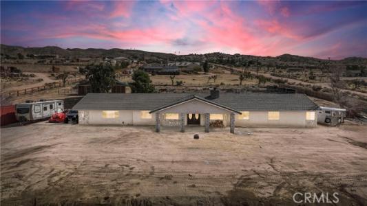 Roundup Way, Apple Valley, Калифорния 92308, Соединенные Штаты
