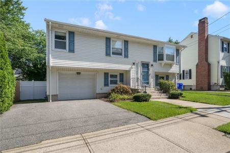 107 Dexterdale Road, Providence, רוד איילנד 02906, ארצות הברית של אמריקה