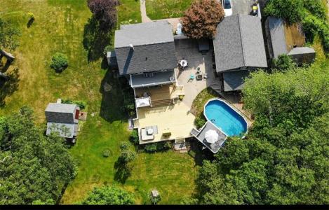 840 South Main Street, Burrillville, רוד איילנד 02859, ארצות הברית של אמריקה 